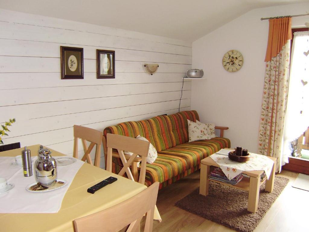 Haus Christl Reit Im Winkl, Kostenloser Parkplatz, 5 Minuten Zum Ortszentrum, Ruhige Lage, Wlan 객실 사진